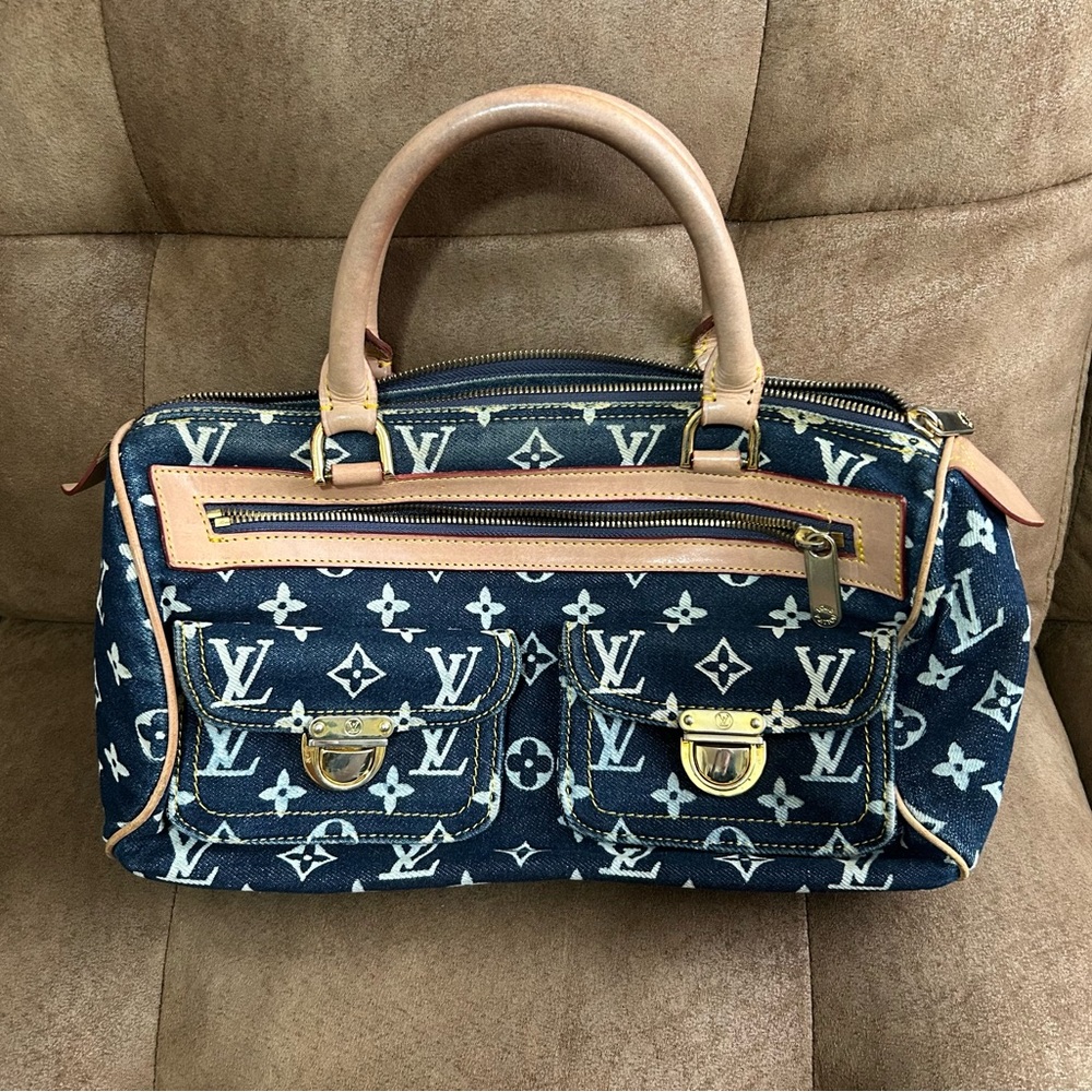 LV Logo Printed, Dark Blue Denim, Bowling Style Bag - Picture 6 of 8